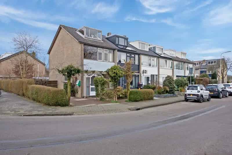 Hoekwoning Westerpark 103m² 3 slaapkamers Ruime Tuin 269m² grond