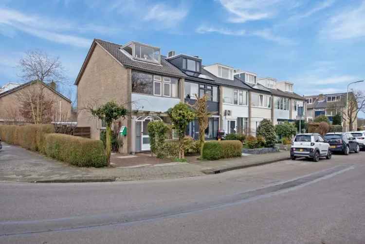 Hoekwoning Westerpark 103m² 3 slaapkamers Ruime Tuin 269m² grond