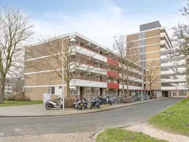 Royaal 3-kamerappartement Diemen Zonnig Balkon
