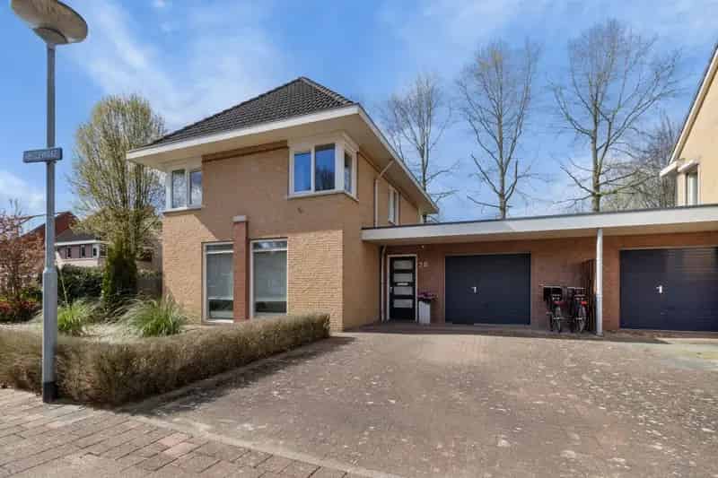 Vrijstaande woning Venlo Oost 4 slaapkamers 2 badkamers