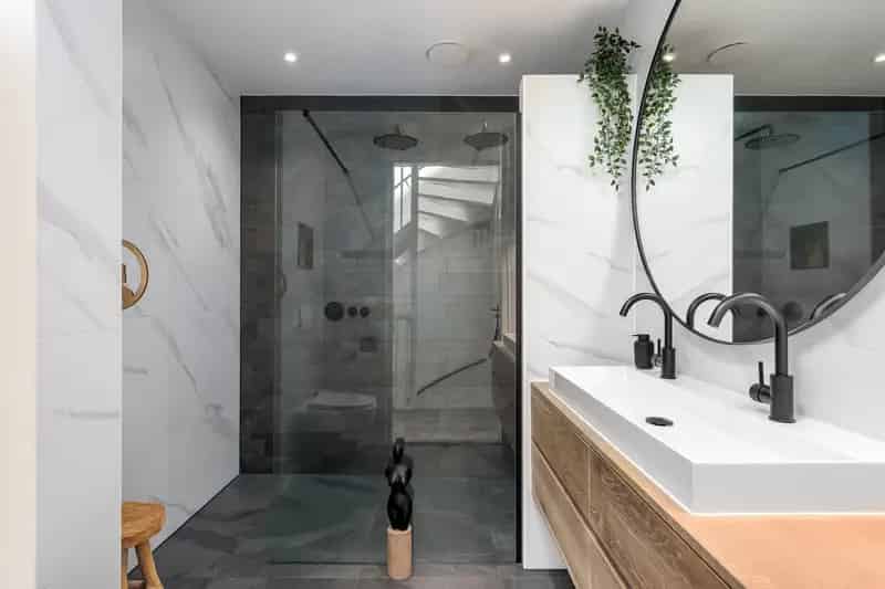 Moderne Tussenwoning Stripheldenbuurt Almere
