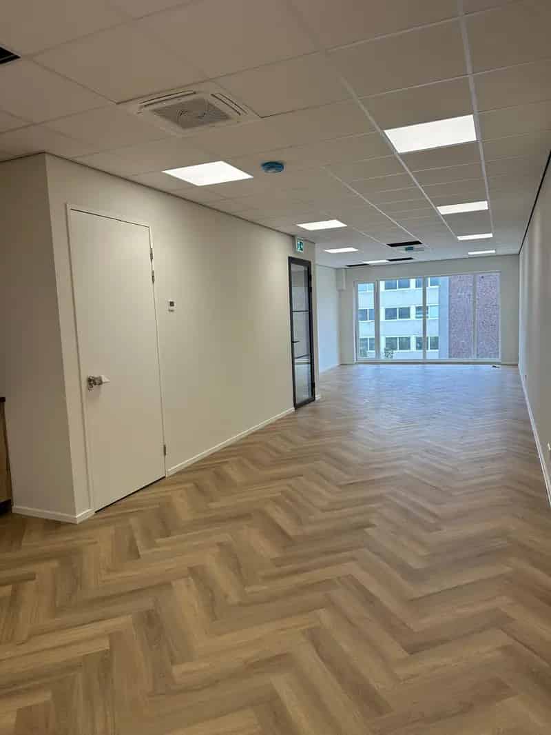 Bedrijfshal Apeldoorn | Zoek bedrijfshallen te huur: Oude Apeldoornseweg 45-030 7333 NR Apeldoorn 