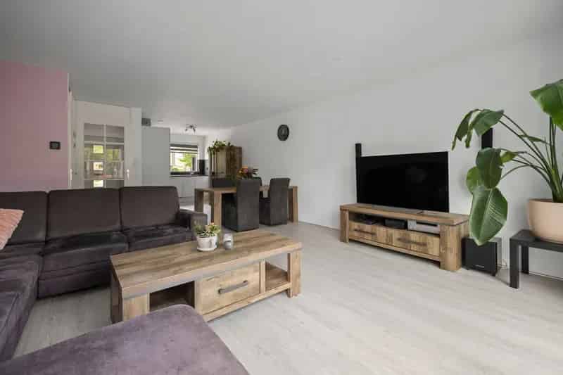 Ruime 4 Slaapkamers Eengezinswoning Almere Oostvaarders