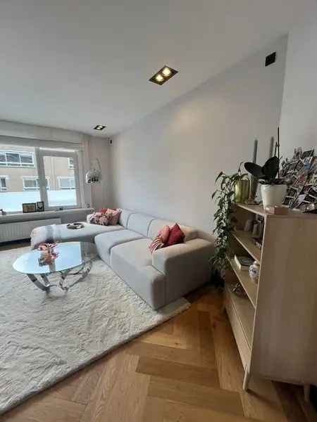 Appartement Te Huur in Den Haag, Zuid-Holland