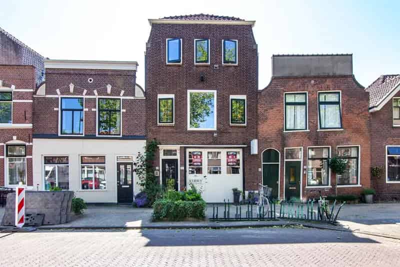Praktijkruimte te Koop Gouda 283m²  Sportschool Sauna Kleedruimtes