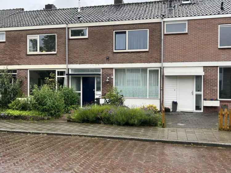 Eengezinswoning Te Koop in Sassenheim, Zuid-Holland