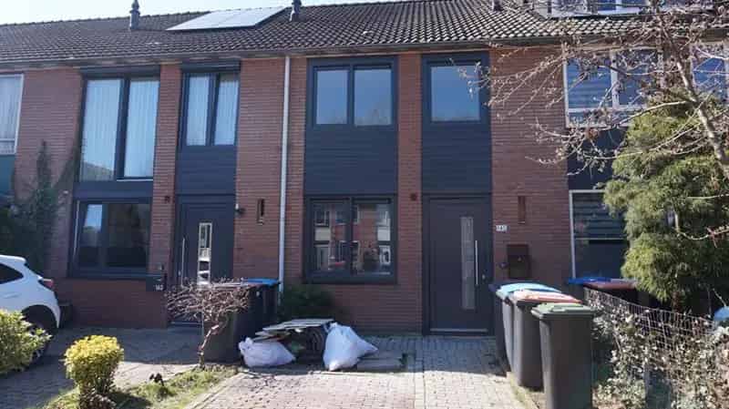 Eengezinswoning 4 slaapkamers groene omgeving