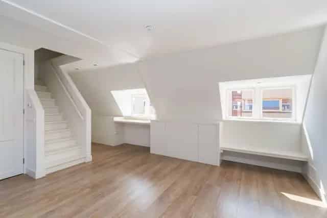 Bovenwoning Hilversum 6 kamers 125m2
