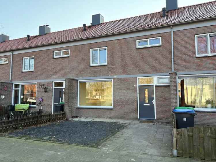 Woning te huur in de Bogerd: Volksbuurt, geen toilet boven