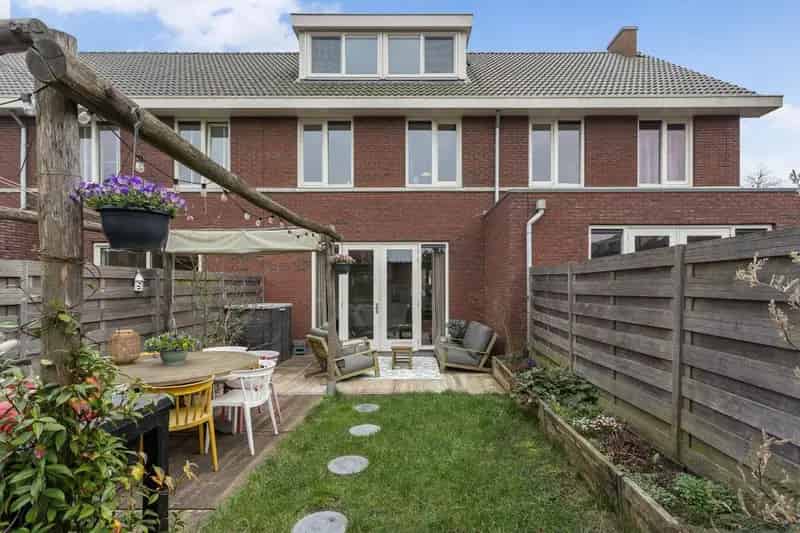Moderne 6 Kamer Eengezinswoning Schiebroek Rotterdam