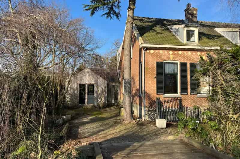 Halfvrijstaand huis Kralingseweg Rotterdam