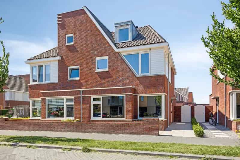 Ruime Moderne Tweekapper Broeckgouw 5 Slaapkamers