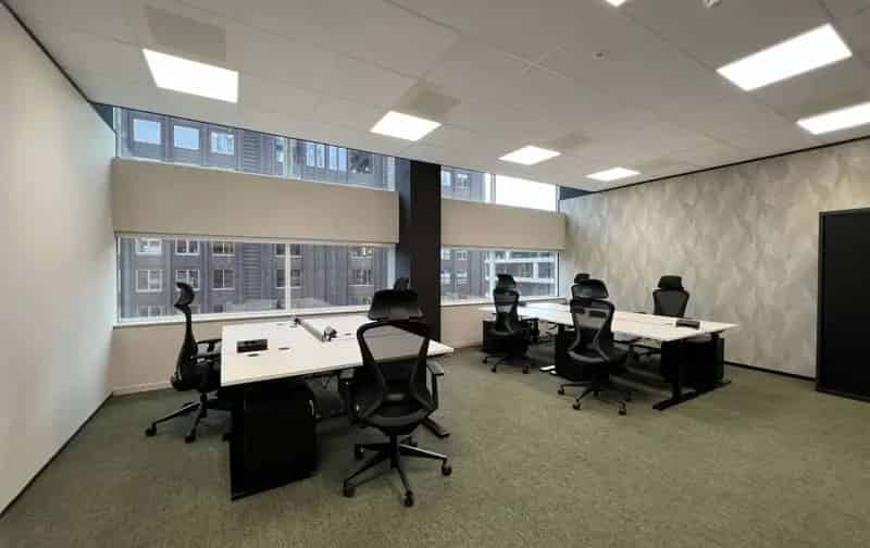 Kantoorruimte Amsterdam Zuid: Flexibele Werkplekken Tribes