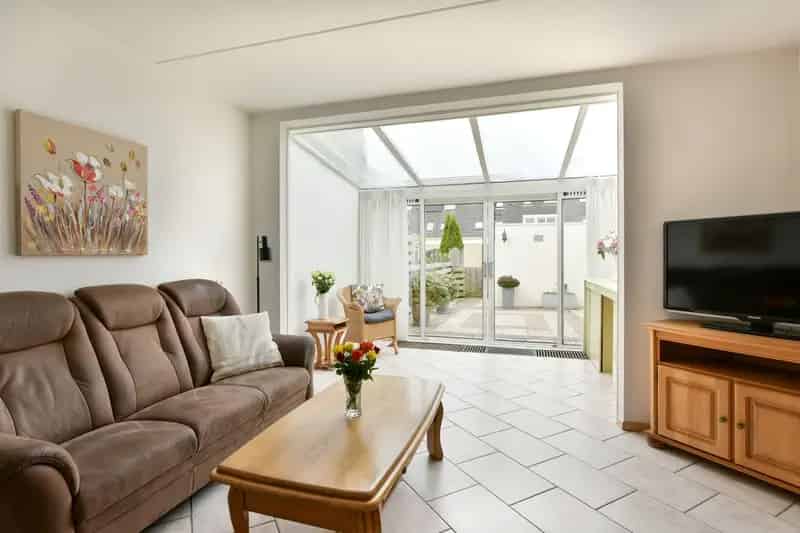 Huis te koop Wilnis: 2 slaapkamers, serre, tuin, kindvriendelijk