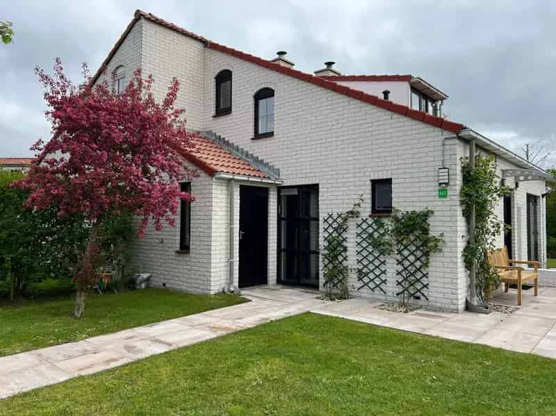 Halfvrijstaande Bungalow Geschikt voor Mindervaliden