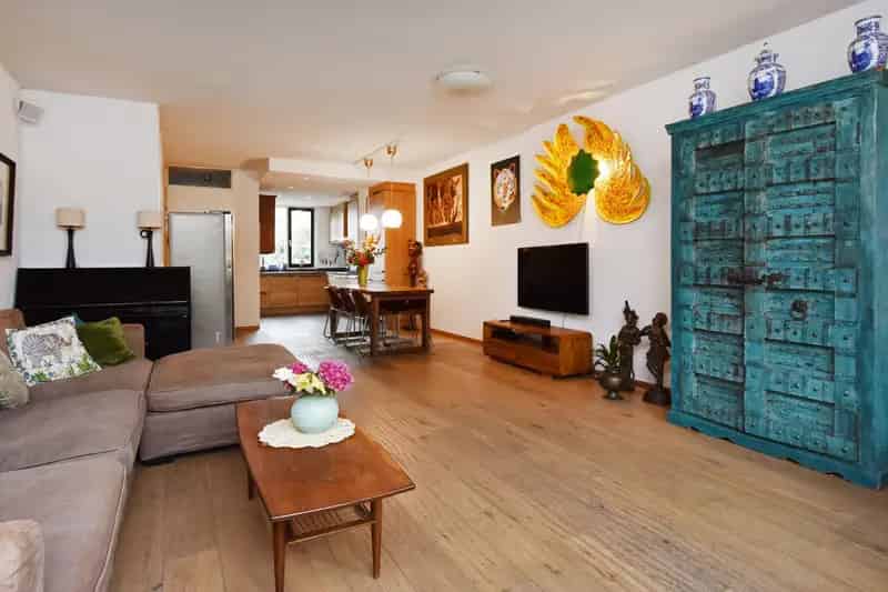 Huis te koop Berkel en Rodenrijs: Ruime 4 Slaapkamers, Moderne Keuken