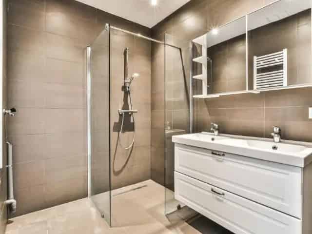Te Huur: 2 Kamer Flat Amsterdam West 45m2 Tuin