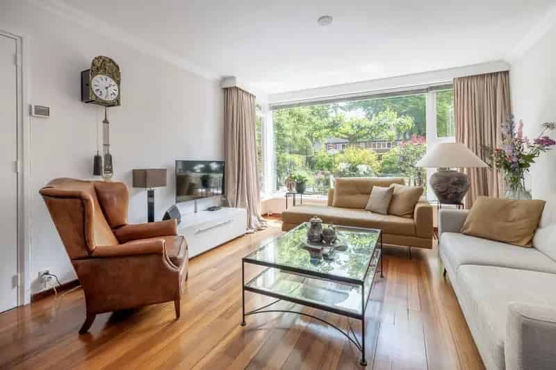 Huis te koop Bussum: Ruime gezinswoning 170m2 4 slaapkamers tuin label B