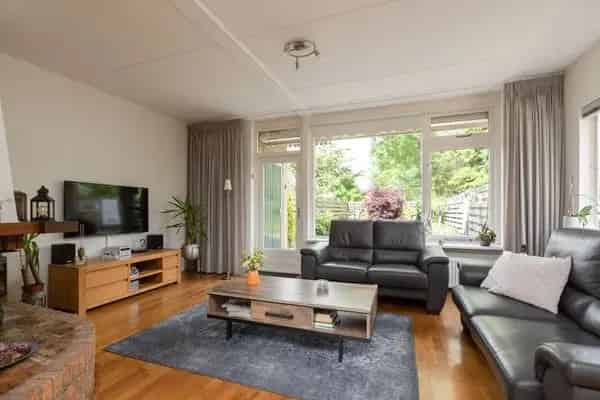 Ruime Eindwoning Sneek 3 Slaapkamers Tuin Nabij Park