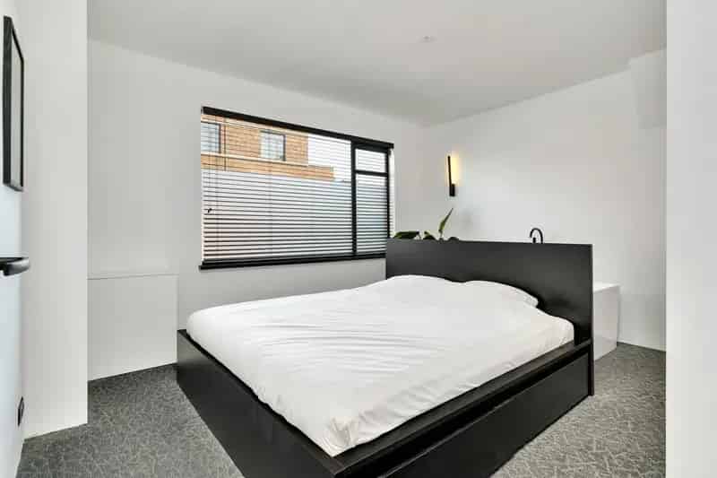 Appartement Scheveningen: Ruim 2 Slaapkamers Zonnige Tuin Modern