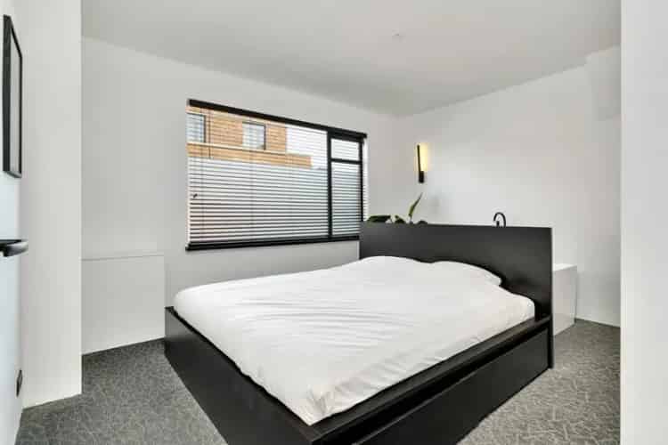 Appartement Scheveningen: Ruim 2 Slaapkamers Zonnige Tuin Modern