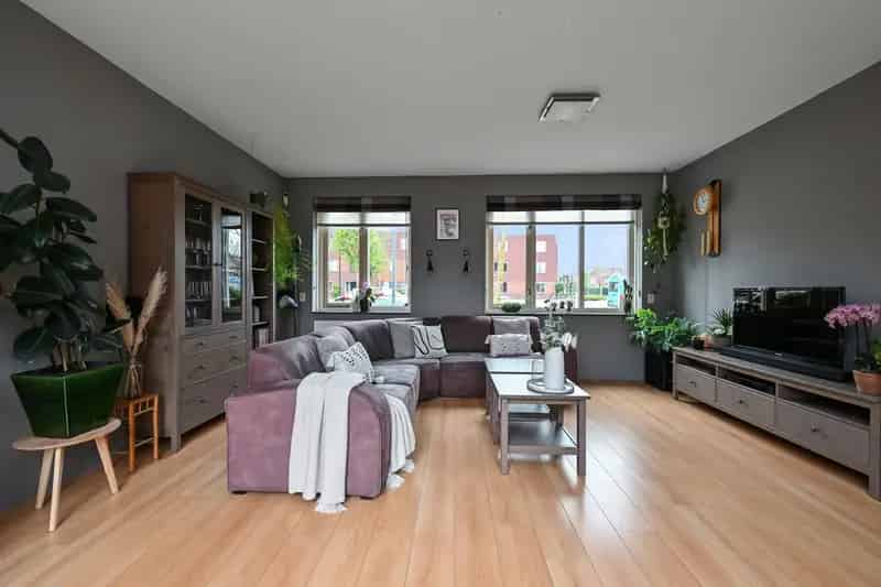 Huis te koop Assendelft 4 slaapkamers dakterras tuin energielabel A