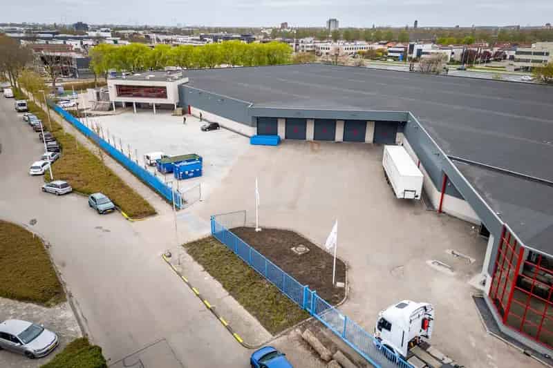 Bedrijfshal Zoetermeer te huur 4000m2