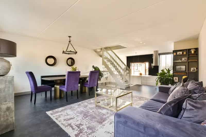 Huis te koop Almere Noorderplassen 3 slaapkamers grote tuin jacuzzi badkamer
