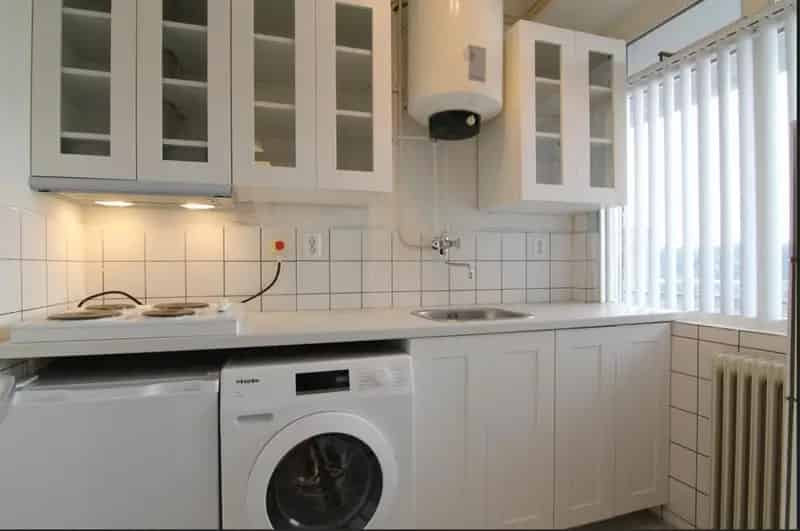 Studio Delft Van Adrichemstraat: 30m2 appartement met balkon