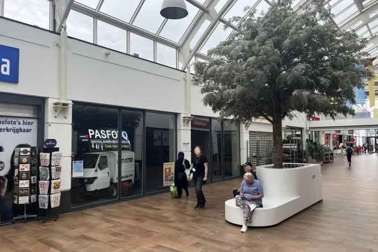 382 m2 Winkelruimte te Huur Utrecht Winkelcentrum Nova