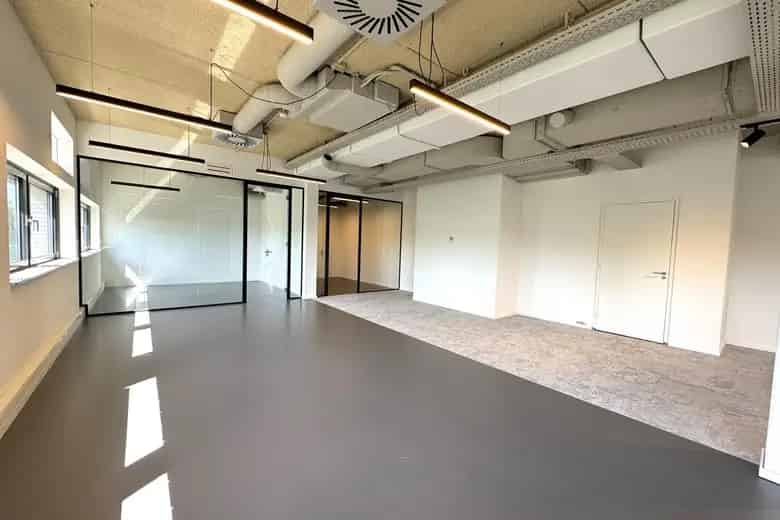 224 m2 Kantoorruimte te Huur Almere Sketch House