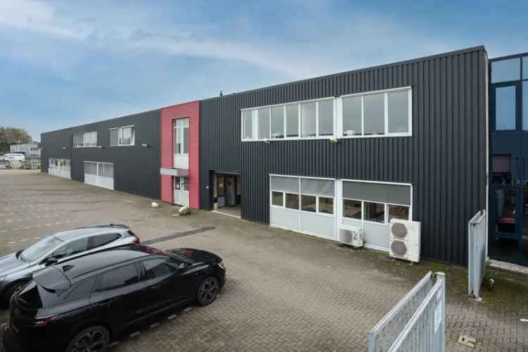 Bedrijfshal Sittard te Huur 450m2 Bedrijfsruimte 393m2 Kantoor