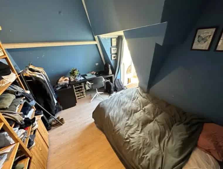 Balkonkamer Buitenwatersloot te huur 3 maanden