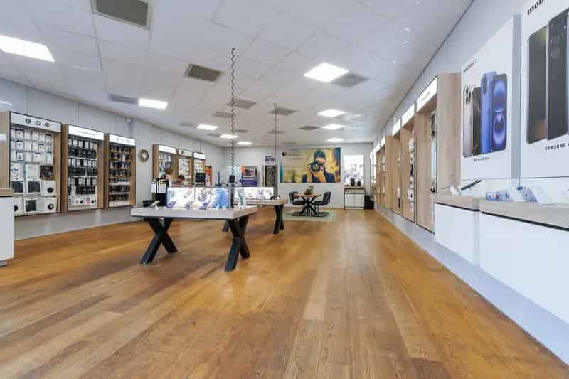 Belegging Goirle: Commercieel Pand te Koop in Winkelcentrum De Hovel