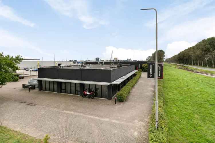 Bedrijfshal Oosterhout (NB) | Zoek bedrijfshallen te koop: Koopvaardijweg 2 4906 CV Oosterhout (NB) [funda in business]