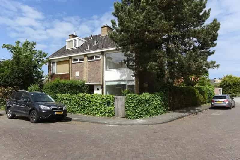4 Kamer Hoekwoning Wassenaar Tuin 2 Badkamers