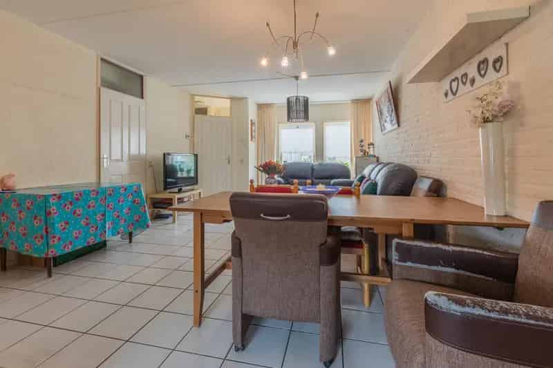 Ruime Hoekwoning Nijmegen 3 slaapkamers Garage Eigen Oprit