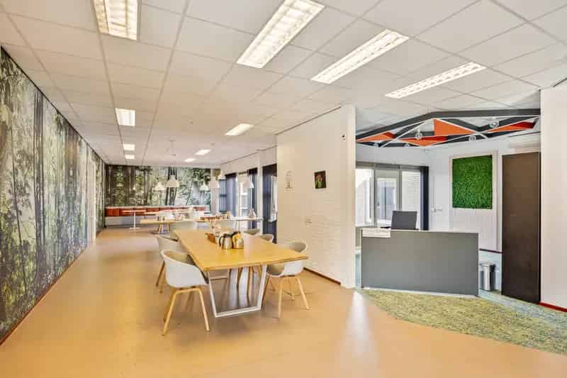 Maatschappelijk Vastgoed Enschede  735m2 Kantoor Praktijk
