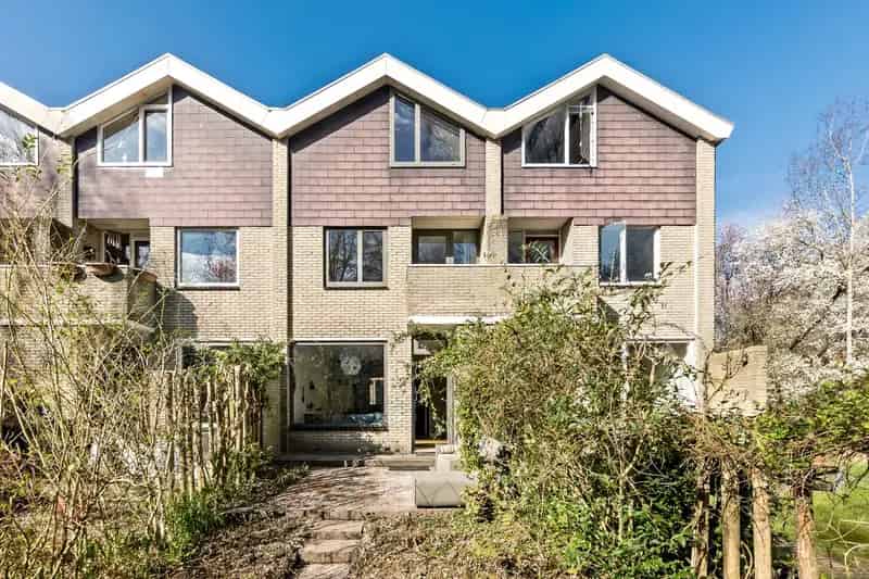 Huis te koop Leiden Merenwijk 5 kamers 130m2 tuin