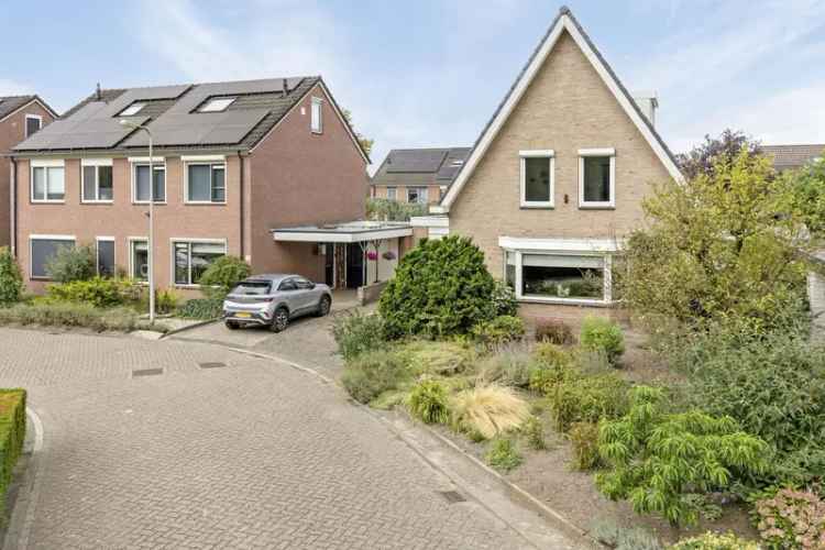 Eengezinswoning Te Koop in 52, Dasstraat, Hengelo, Overijssel