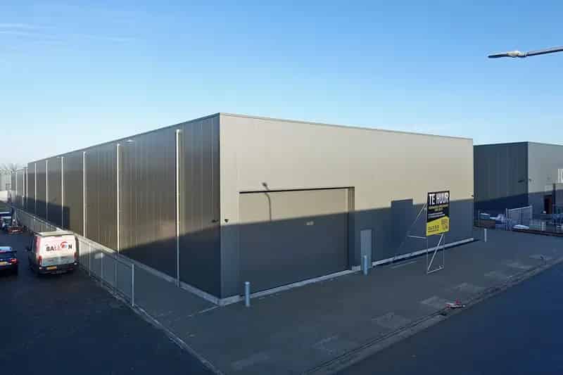 Bedrijfshal te huur Almelo 900m²