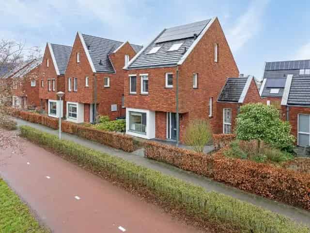 Gasloze Woning Veenendaal 6 Slaapkamers Grote Tuin