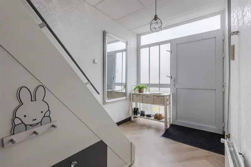 2-onder-1-kapwoning Terneuzen 4 slaapkamers serre garage 14 zonnepanelen