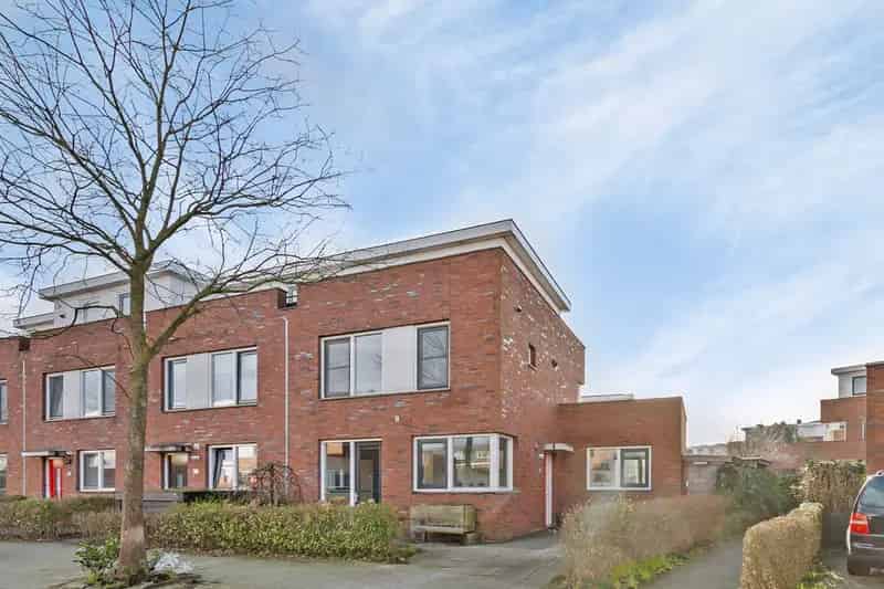 Hoekwoning Schiebroek 4 slaapkamers 2 dakterrassen  A+ label