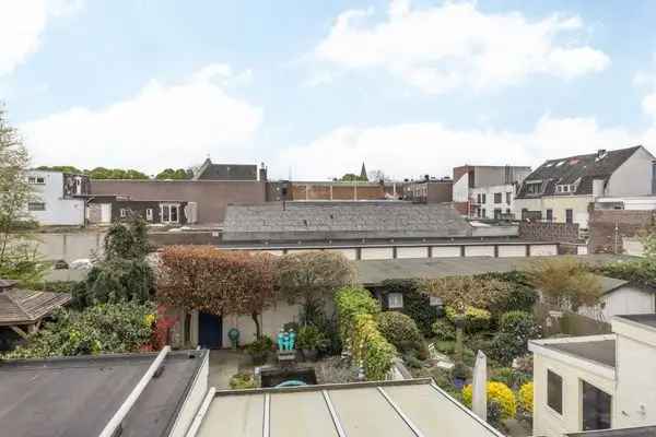 Ruim Woonhuis Heerlen Centrum 4 Slaapkamers Dubbele Garage