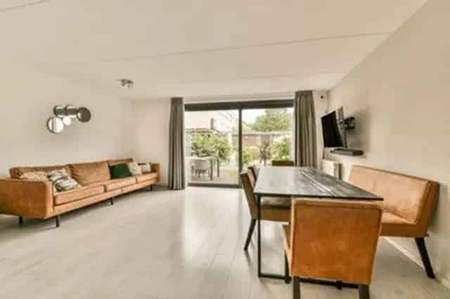 Almere Eengezinswoning 5 Kamers 105m2