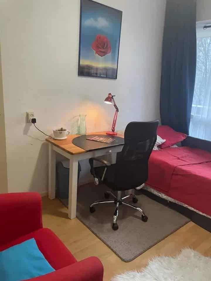 Kamer Centrum Rotterdam Gemeubileerd Nabij OV Winkels