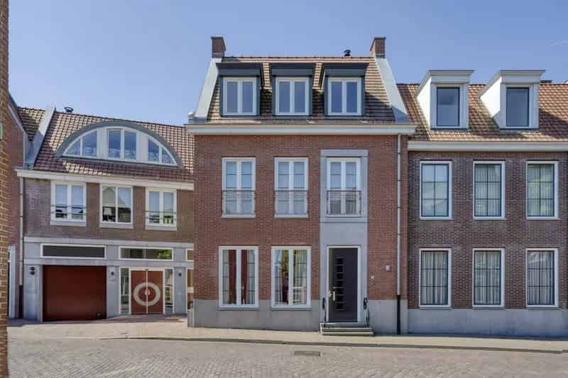 Appartement Hulst Centrum: 2 slaapkamers, Molen uitzicht