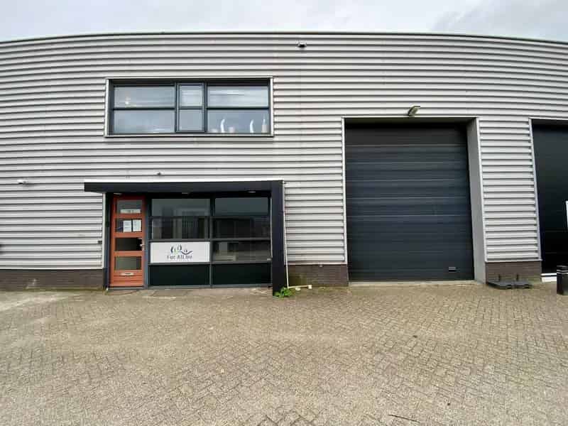 Bedrijfshal Waalwijk te koop - 251m²