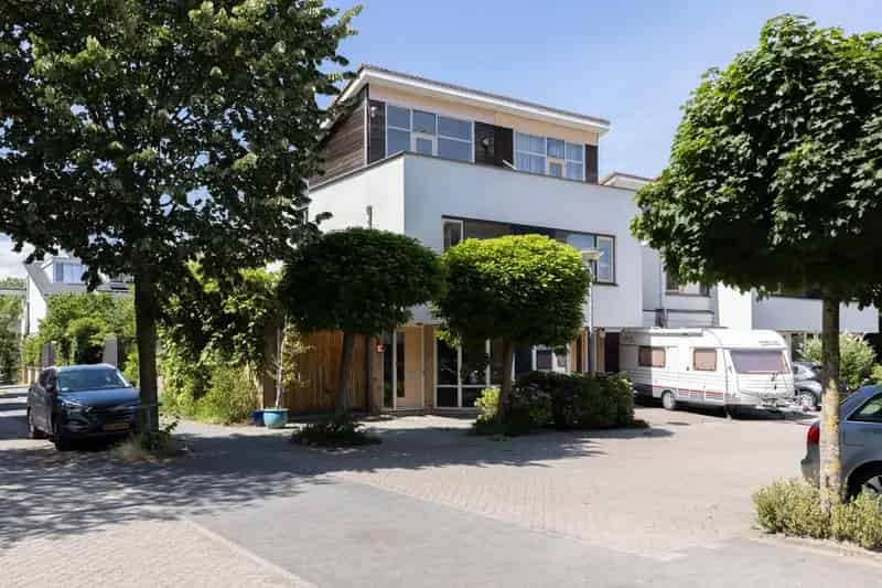 Huis te koop Leeuwenveld I Weesp 128m2 3 slaapkamers garage